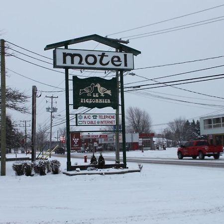 Auberge - Motel Le Pigeonnier Farnham Luaran gambar